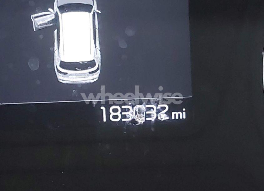 Photo 7 of 2019 Kia Sorento 3.3L LX (VIN 5XYPGDA50KG498757)