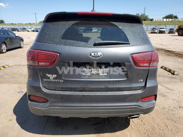 Photo 2 of 2019 KIA SORENTO LX (VIN 5XYPGDA50KG514715)