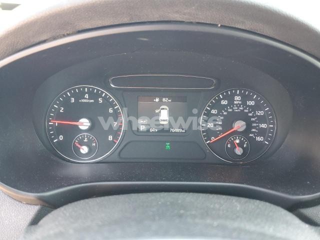 Photo 7 of 2019 KIA SORENTO LX (VIN 5XYPGDA50KG514715)