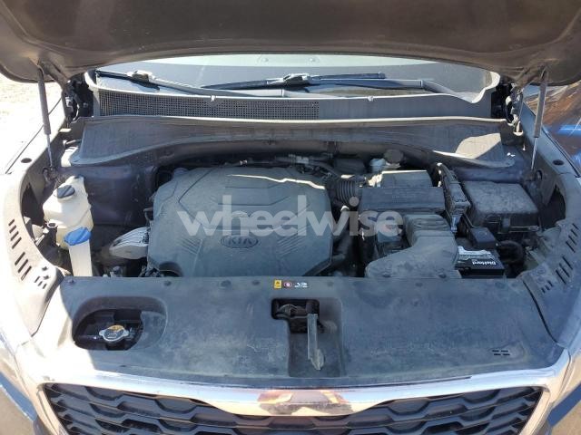 Photo 9 of 2019 KIA SORENTO LX (VIN 5XYPGDA50KG514715)