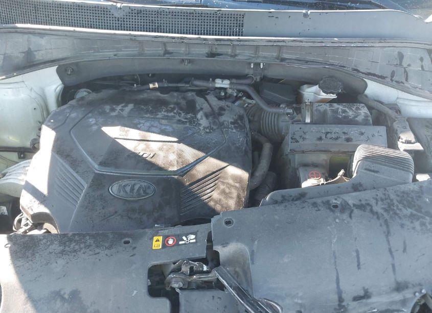 Photo 10 of 2020 Kia Sorento 3.3L LX (VIN 5XYPGDA50LG608143)