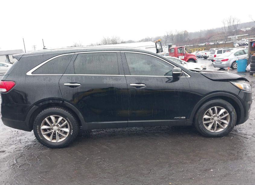 Photo 13 of 2016 Kia Sorento 3.3L LX (VIN 5XYPGDA51GG039177)