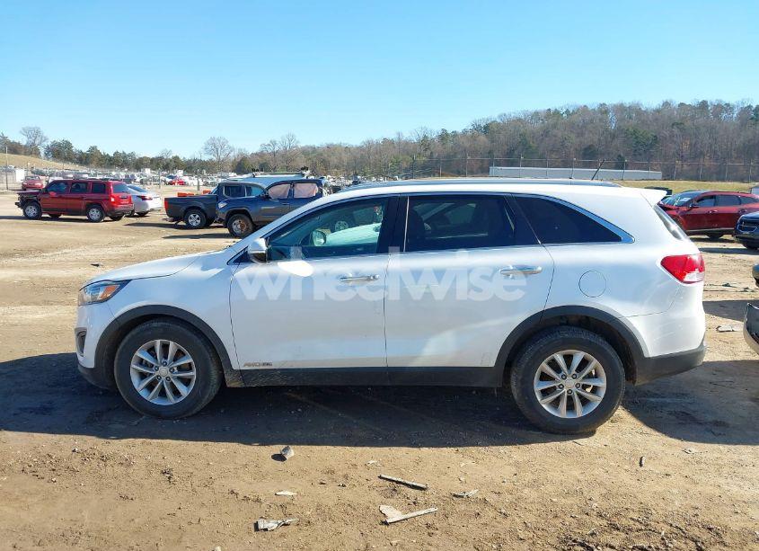 Photo 14 of 2016 Kia Sorento 3.3L LX (VIN 5XYPGDA51GG138162)