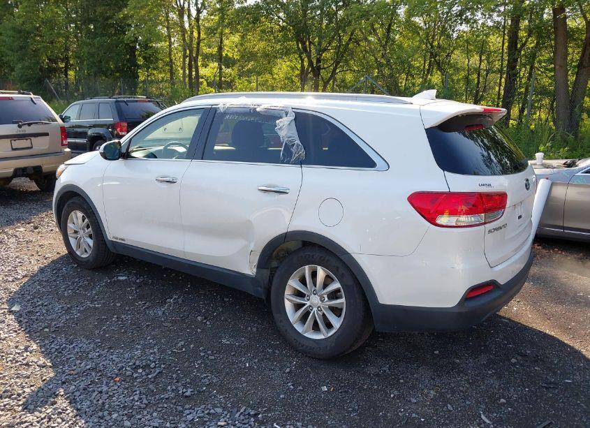 Photo 6 of 2016 Kia Sorento 3.3L LX (VIN 5XYPGDA51GG161571)