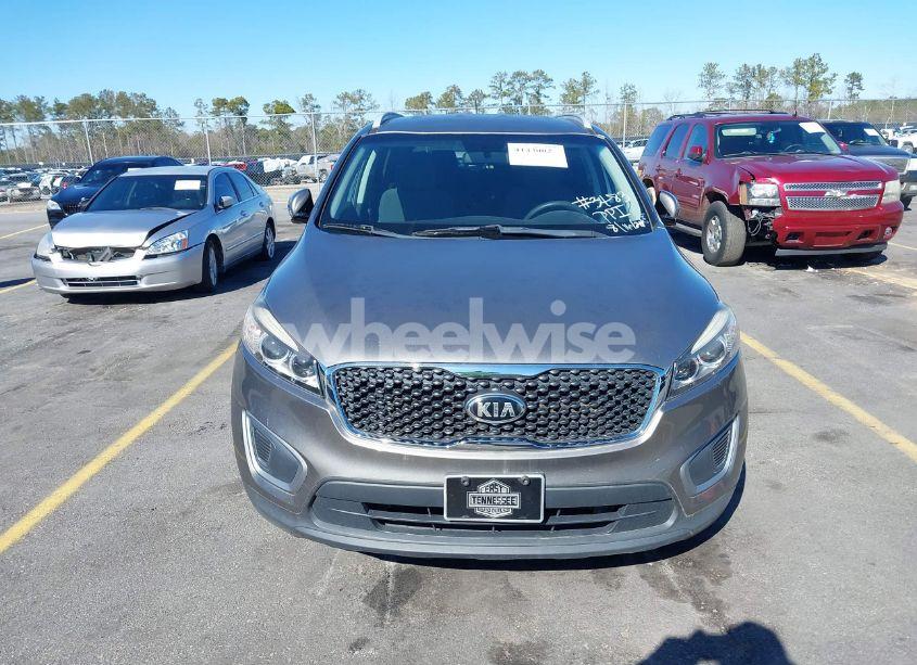 Photo 6 of 2016 Kia Sorento 3.3L LX (VIN 5XYPGDA51GG179486)