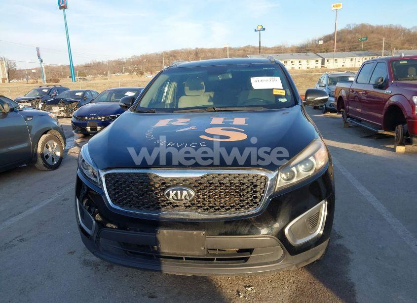 Photo 12 of 2017 Kia Sorento 3.3L LX (VIN 5XYPGDA51HG208065)