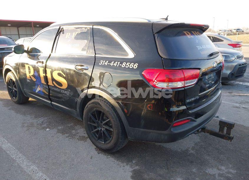 Photo 3 of 2017 Kia Sorento 3.3L LX (VIN 5XYPGDA51HG208065)
