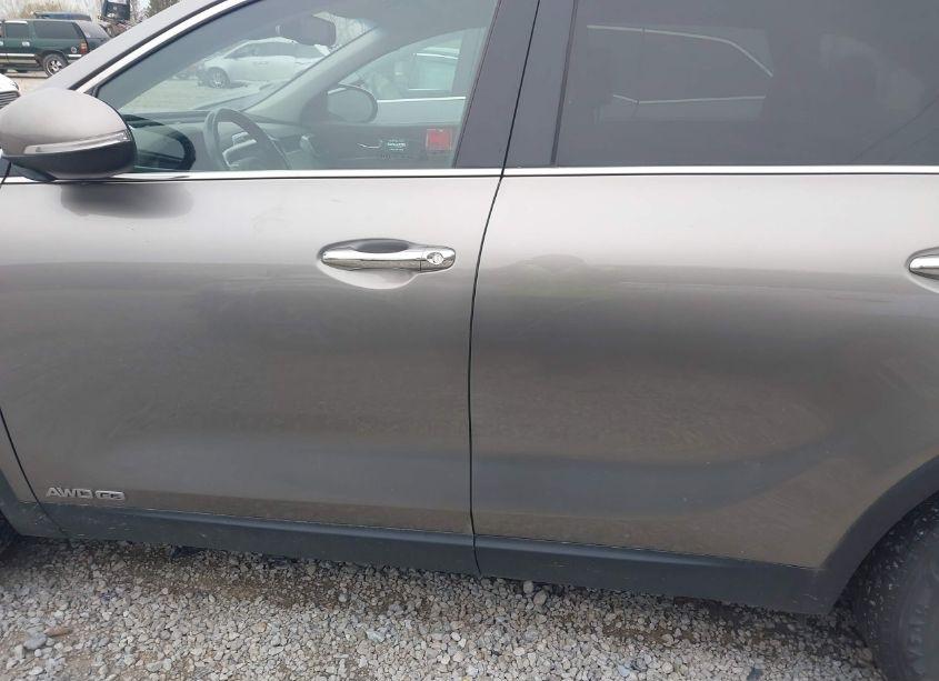 Photo 14 of 2017 Kia Sorento 3.3L LX (VIN 5XYPGDA51HG317352)