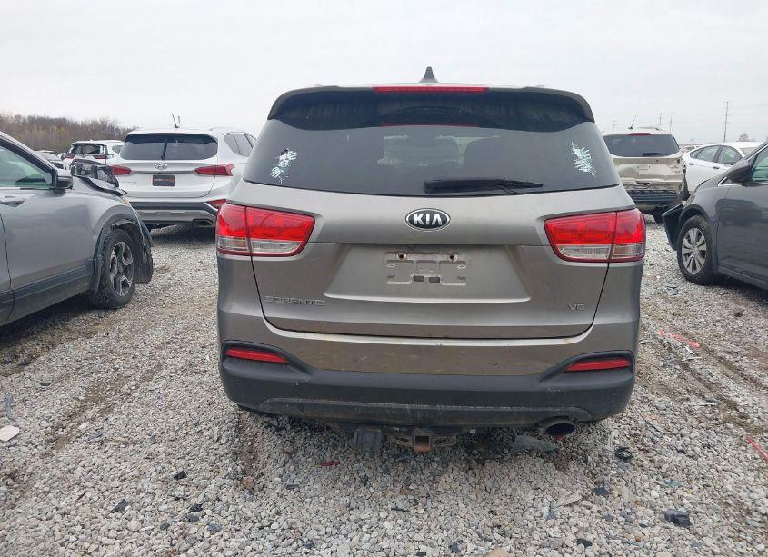 Photo 16 of 2017 Kia Sorento 3.3L LX (VIN 5XYPGDA51HG317352)