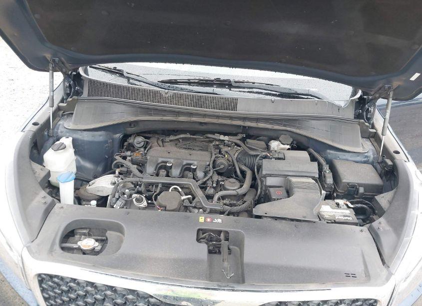 Photo 10 of 2017 Kia Sorento LX V6 (VIN 5XYPGDA51HG322485)