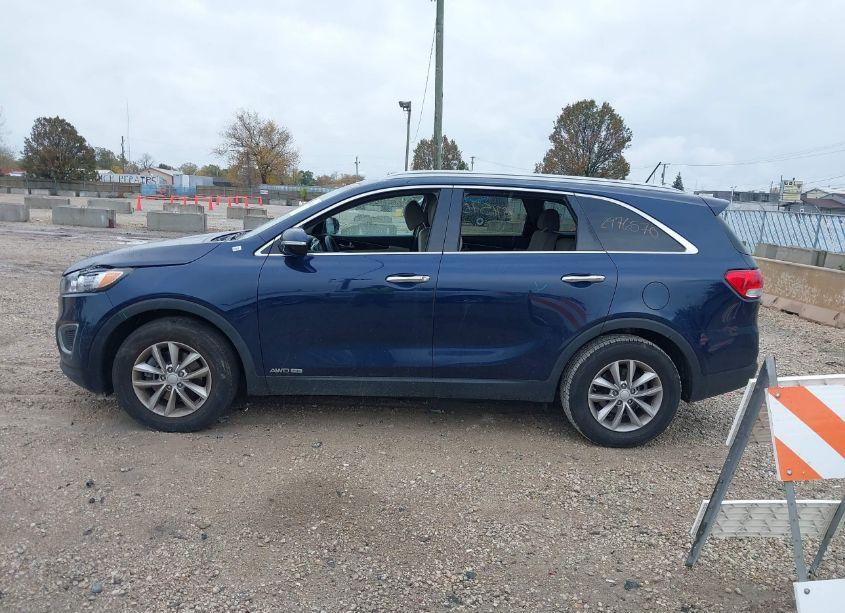 Photo 13 of 2017 Kia Sorento LX V6 (VIN 5XYPGDA51HG322485)