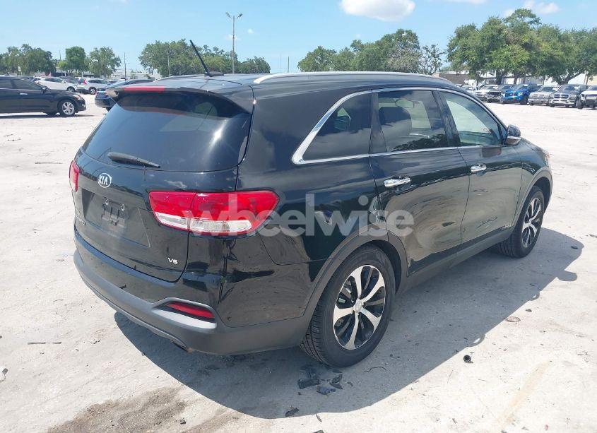 Photo 4 of 2017 Kia Sorento 3.3L LX (VIN 5XYPGDA51HG330957)
