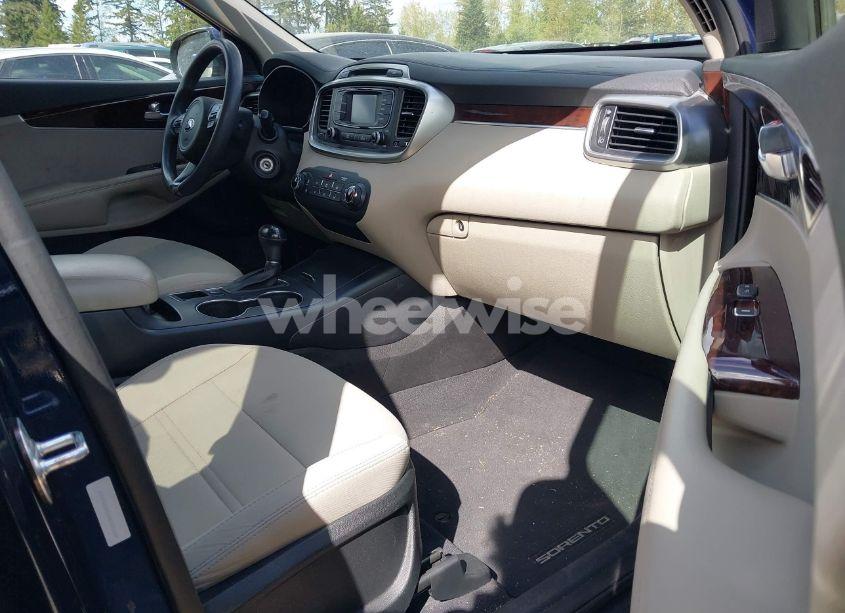 Photo 5 of 2017 Kia Sorento 3.3L LX (VIN 5XYPGDA51HG335348)