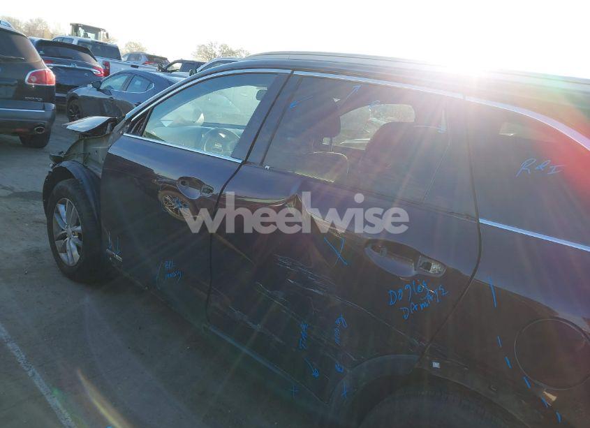 Photo 15 of 2016 Kia Sorento 3.3L LX (VIN 5XYPGDA52GG046316)