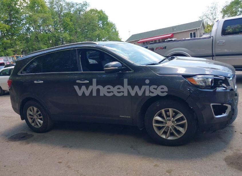 Photo 13 of 2016 Kia Sorento 3.3L LX (VIN 5XYPGDA52GG139742)
