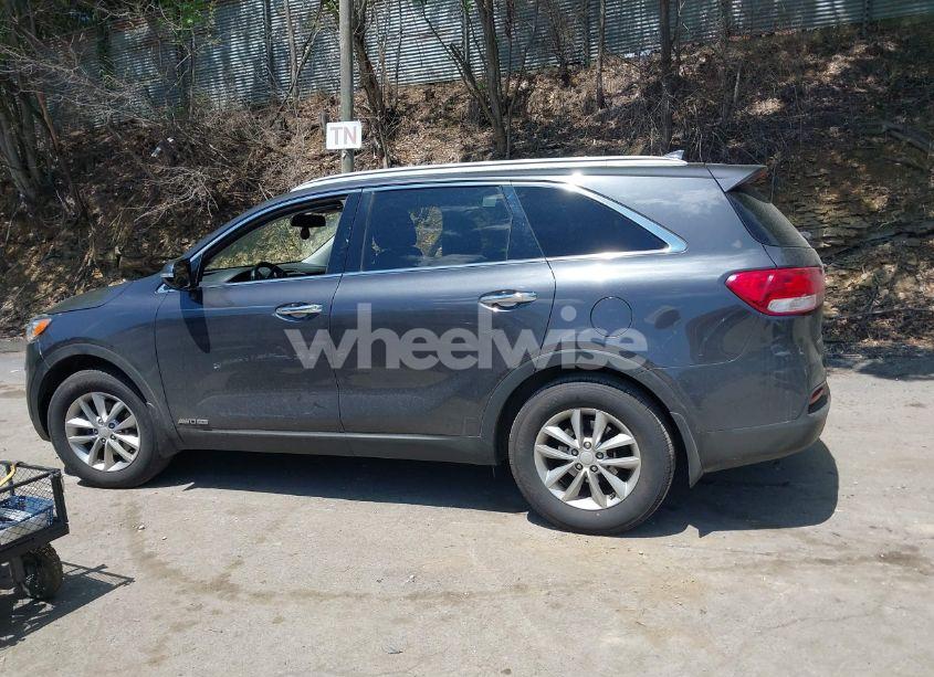 Photo 14 of 2016 Kia Sorento 3.3L LX (VIN 5XYPGDA52GG139742)