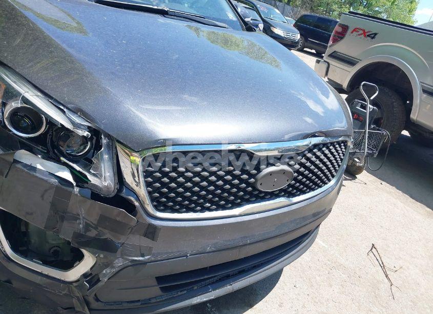 Photo 17 of 2016 Kia Sorento 3.3L LX (VIN 5XYPGDA52GG139742)