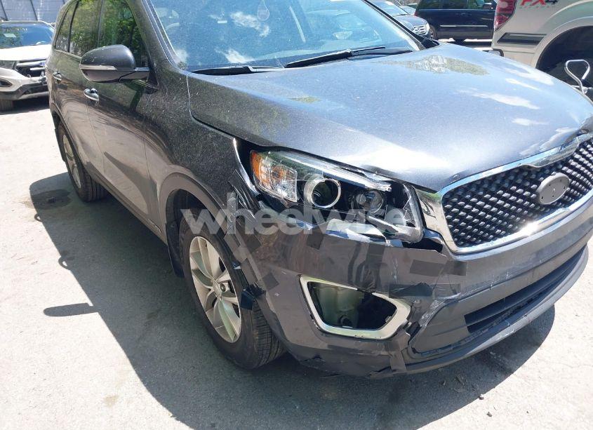 Photo 6 of 2016 Kia Sorento 3.3L LX (VIN 5XYPGDA52GG139742)