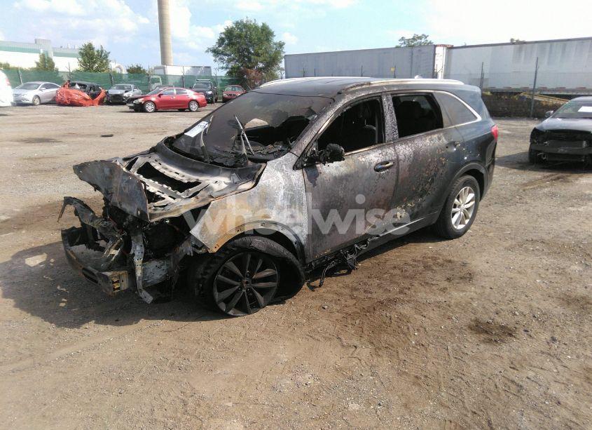 Photo 2 of 2016 Kia Sorento 3.3L LX (VIN 5XYPGDA52GG174152)