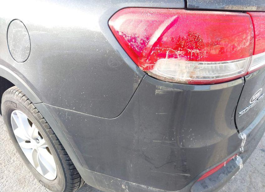 Photo 6 of 2017 Kia Sorento 3.3L LX (VIN 5XYPGDA52HG291036)