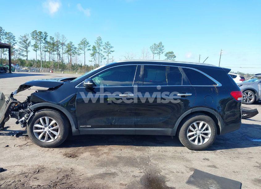 Photo 15 of 2018 Kia Sorento 3.3L LX (VIN 5XYPGDA52JG371345)
