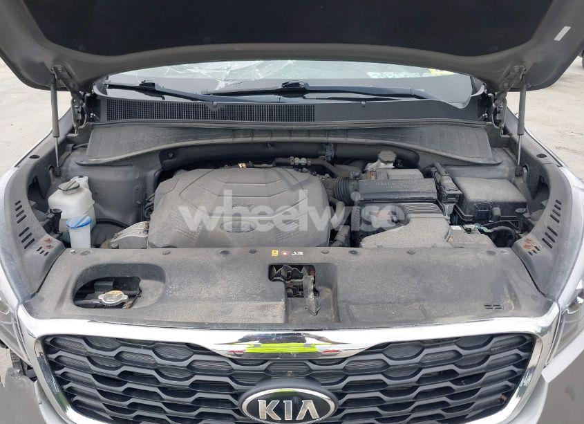 Photo 10 of 2019 Kia Sorento 3.3L LX (VIN 5XYPGDA52KG457482)