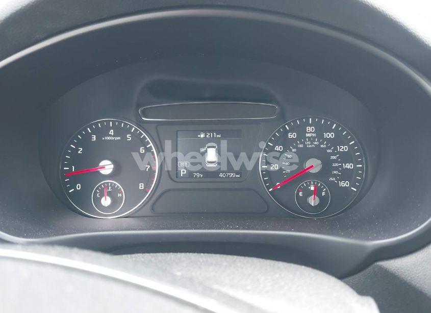 Photo 7 of 2019 Kia Sorento 3.3L LX (VIN 5XYPGDA52KG457482)