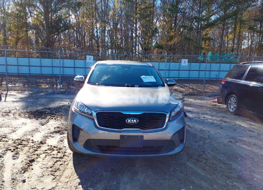 Photo 12 of 2019 Kia Sorento 3.3L LX (VIN 5XYPGDA52KG528440)