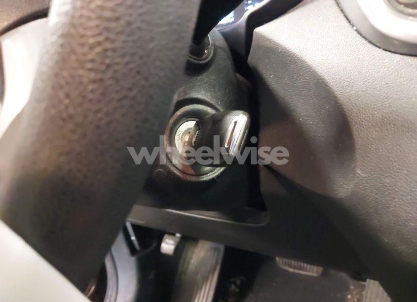 Photo 11 of 2019 Kia Sorento 3.3L LX (VIN 5XYPGDA52KG572020)