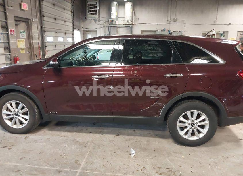 Photo 14 of 2019 Kia Sorento 3.3L LX (VIN 5XYPGDA52KG572020)