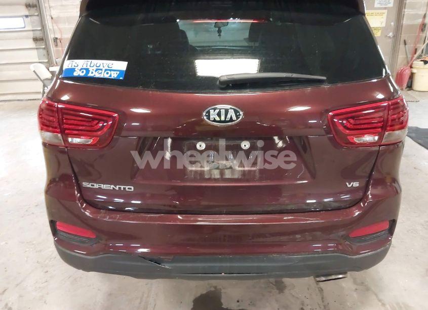Photo 16 of 2019 Kia Sorento 3.3L LX (VIN 5XYPGDA52KG572020)