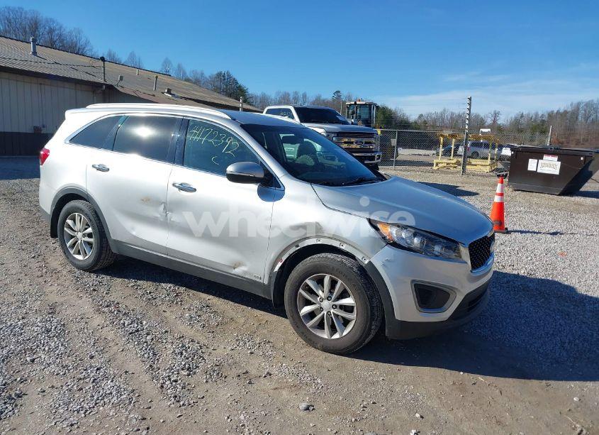 2016 Kia Sorento 3.3L LX (VIN 5XYPGDA53GG009436) main photo
