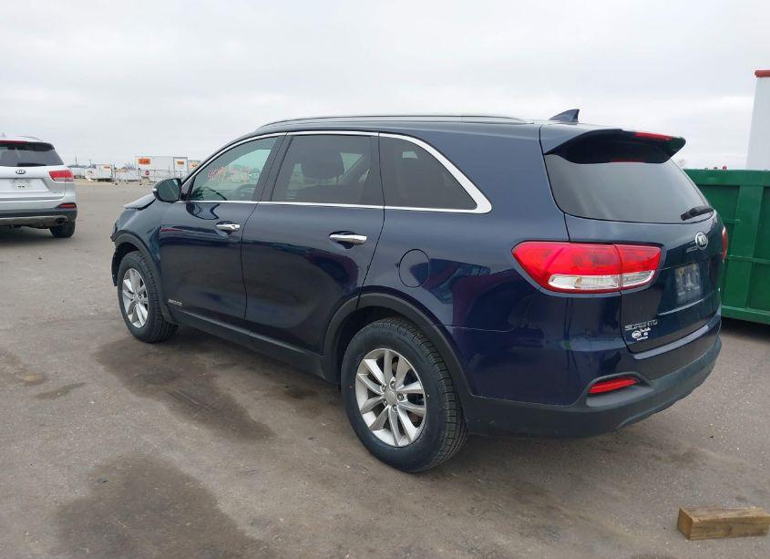 Photo 3 of 2016 Kia Sorento 3.3L LX (VIN 5XYPGDA53GG042694)