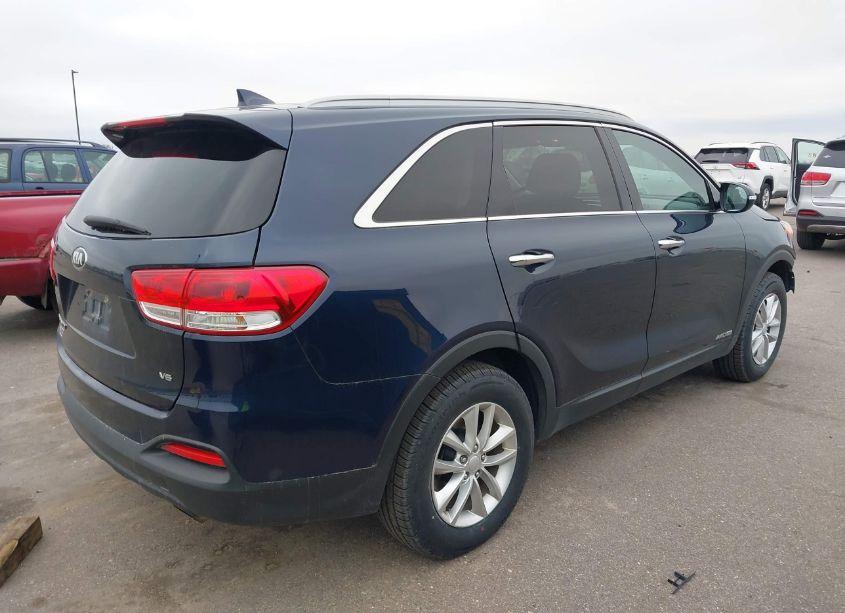 Photo 4 of 2016 Kia Sorento 3.3L LX (VIN 5XYPGDA53GG042694)