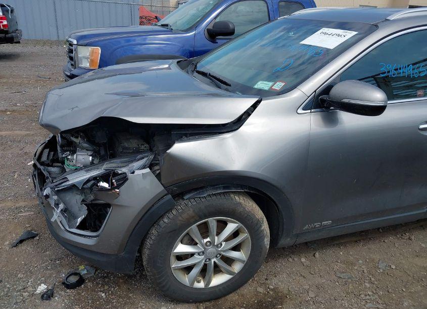 Photo 12 of 2016 Kia Sorento 3.3L LX (VIN 5XYPGDA53GG141225)