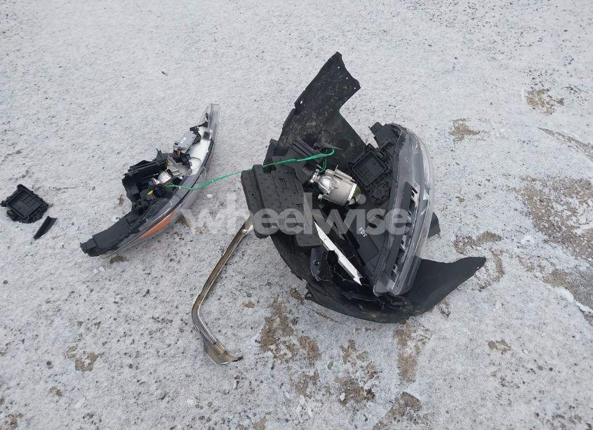 Photo 11 of 2017 Kia Sorento 3.3L LX (VIN 5XYPGDA53HG202901)