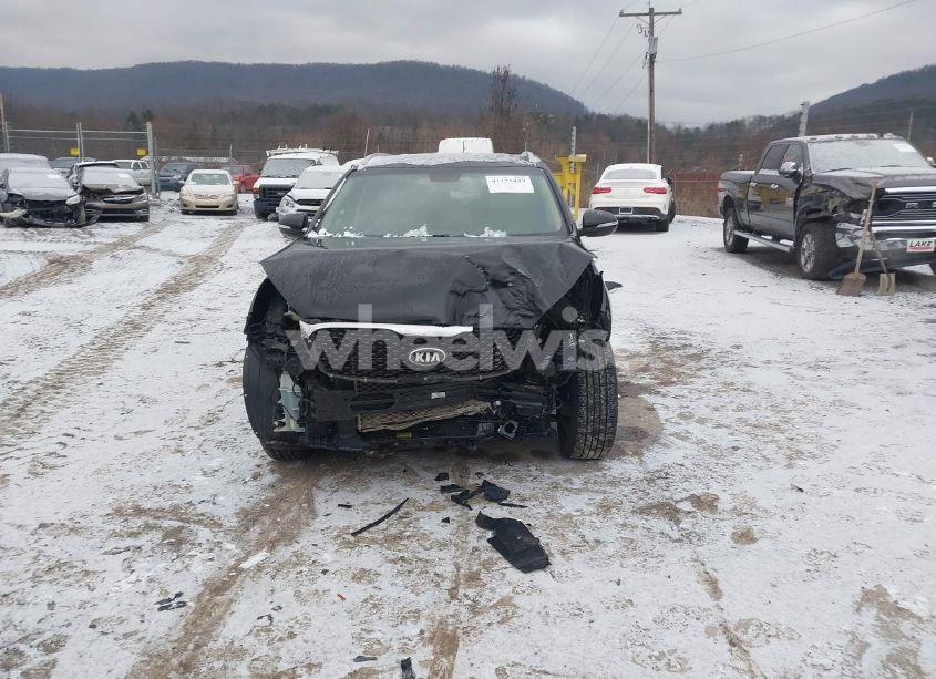 Photo 12 of 2017 Kia Sorento 3.3L LX (VIN 5XYPGDA53HG202901)