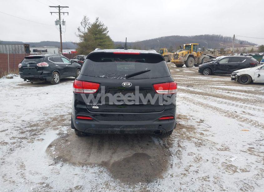 Photo 16 of 2017 Kia Sorento 3.3L LX (VIN 5XYPGDA53HG202901)