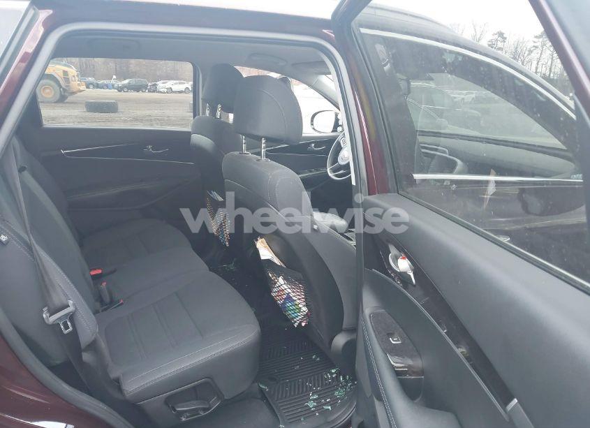 Photo 8 of 2017 Kia Sorento 3.3L LX (VIN 5XYPGDA53HG240970)