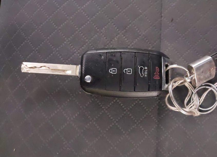 Photo 11 of 2017 Kia Sorento 3.3L LX (VIN 5XYPGDA53HG242976)