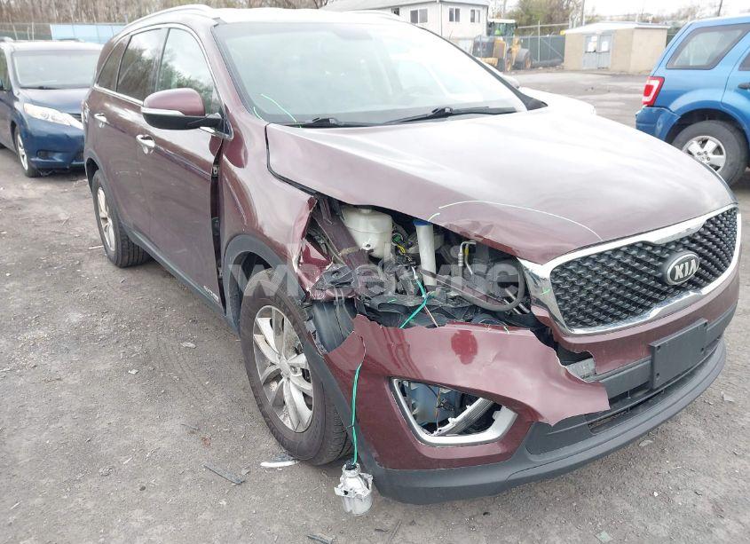 Photo 6 of 2017 Kia Sorento 3.3L LX (VIN 5XYPGDA53HG243044)