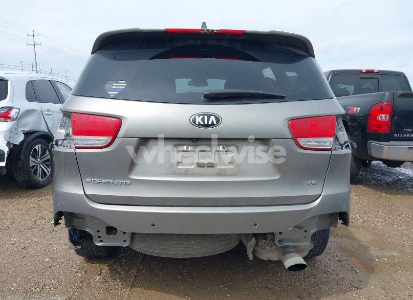 Photo 17 of 2017 Kia Sorento 3.3L LX (VIN 5XYPGDA53HG316168)