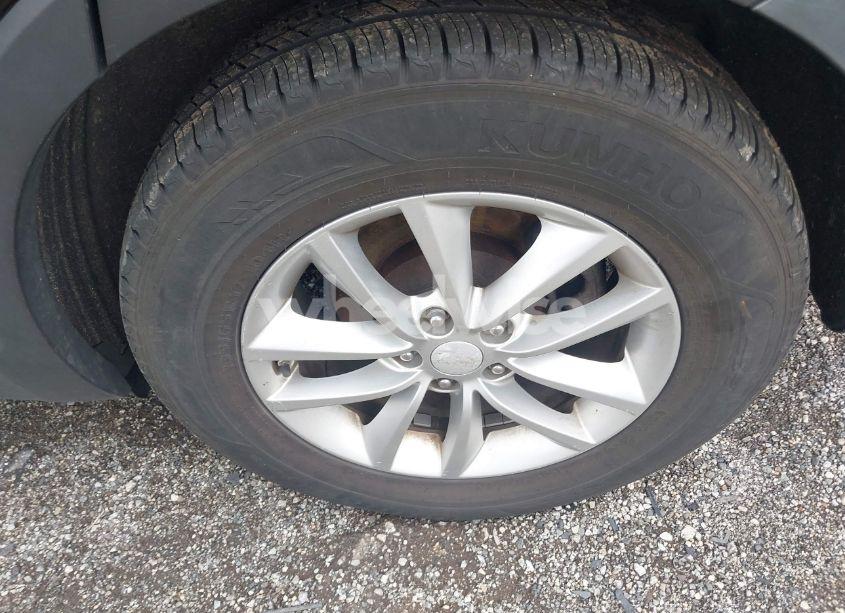 Photo 12 of 2017 Kia Sorento 3.3L LX (VIN 5XYPGDA53HG320799)