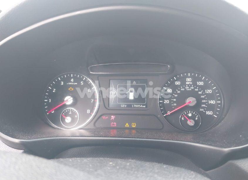 Photo 7 of 2017 Kia Sorento 3.3L LX (VIN 5XYPGDA53HG320799)