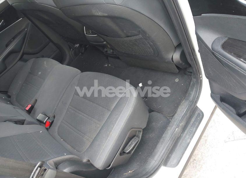 Photo 8 of 2019 Kia Sorento 3.3L S (VIN 5XYPGDA53KG583933)