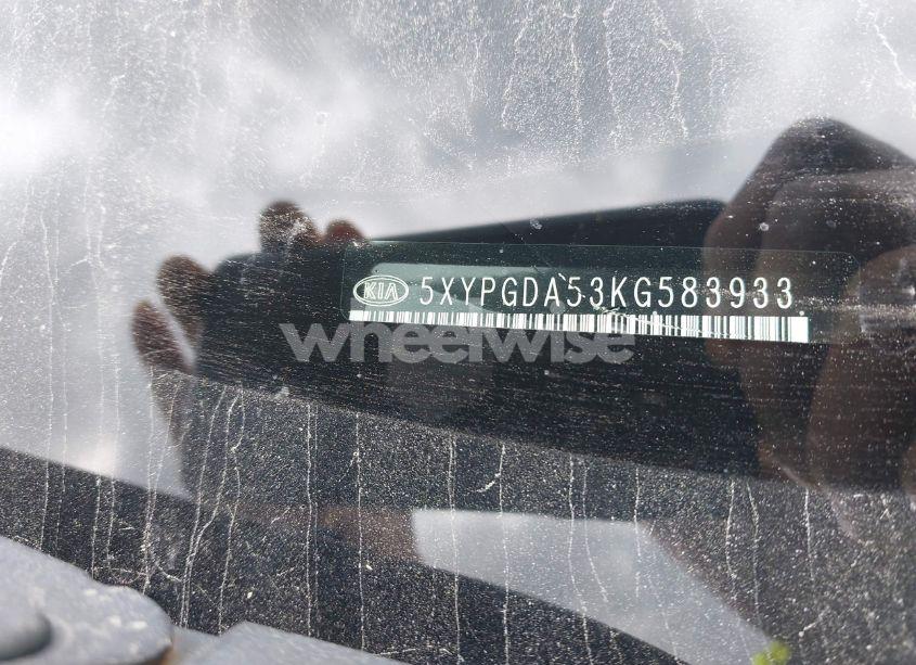 Photo 9 of 2019 Kia Sorento 3.3L S (VIN 5XYPGDA53KG583933)