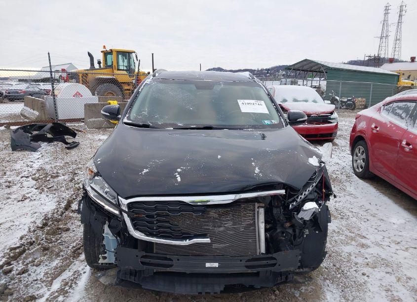 Photo 13 of 2019 Kia Sorento 3.3L S (VIN 5XYPGDA53KG590820)