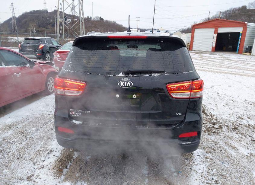 Photo 17 of 2019 Kia Sorento 3.3L S (VIN 5XYPGDA53KG590820)