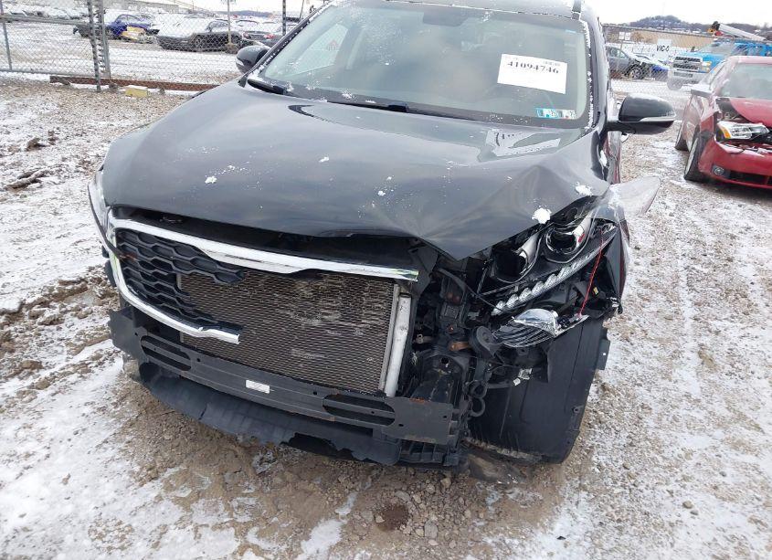 Photo 6 of 2019 Kia Sorento 3.3L S (VIN 5XYPGDA53KG590820)
