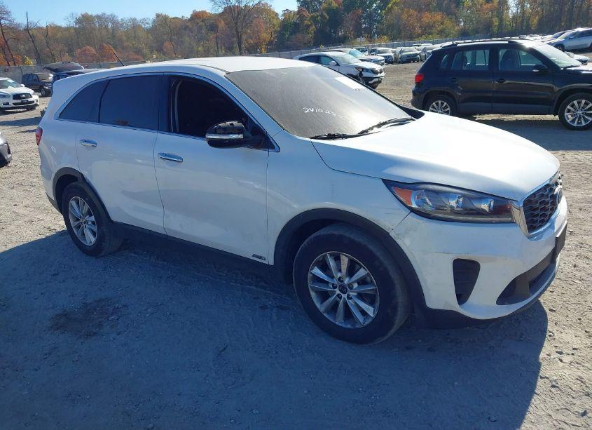 2020 Kia Sorento 3.3L LX (VIN 5XYPGDA53LG620819) main photo